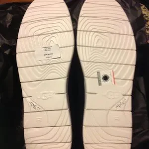 UGG | Shoes | Ugg Mens Freamon Black Hyperweave Chukka Boots  display picture 1